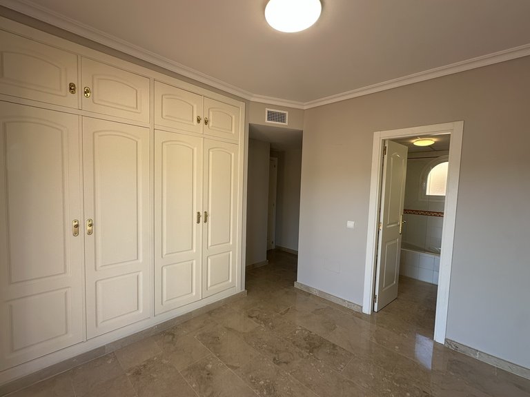 Penthouse for Sale in Mijas Golf, Malaga 33