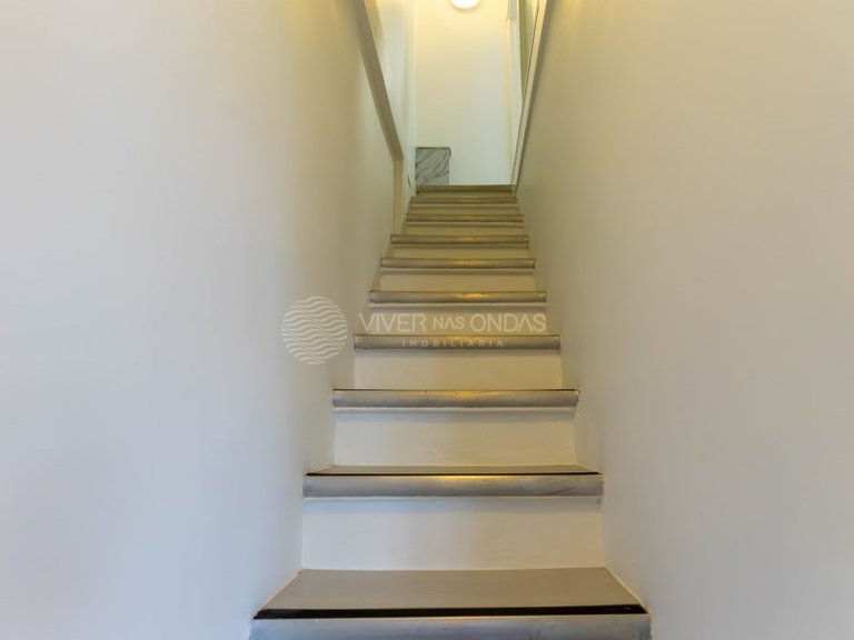 Apartment for Sale in Lisbon, Lisbon 25