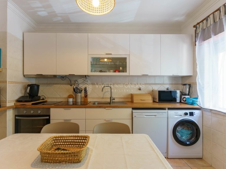 Apartment for Sale in Almada, Setubal 2