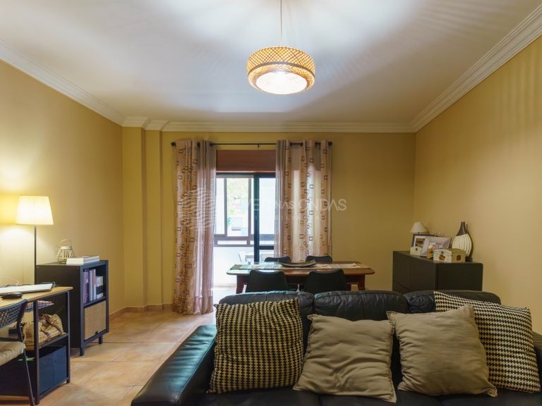 Apartment for Sale in Almada, Setubal 4