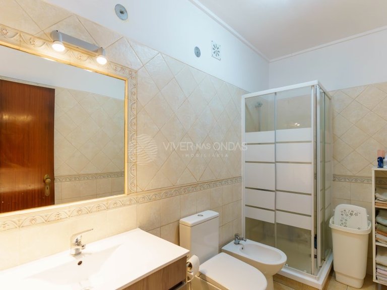 Apartment for Sale in Almada, Setubal 15