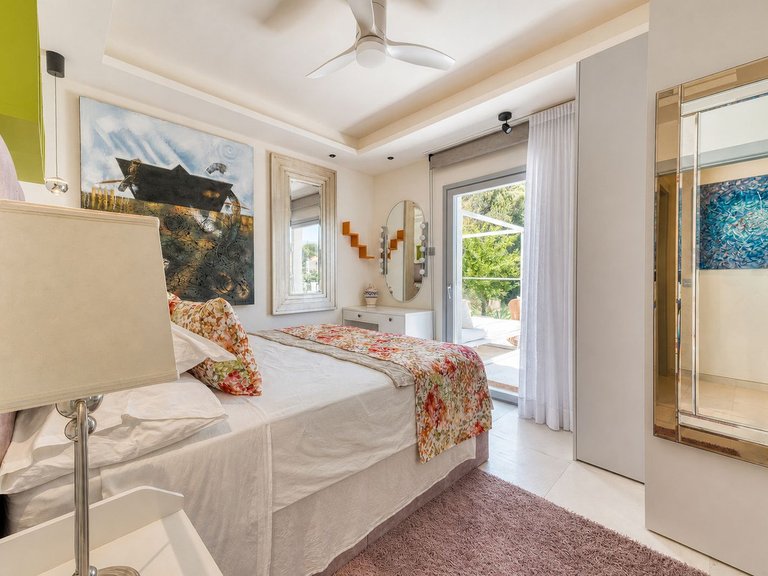Villa for Sale in El Madronal, Malaga 45