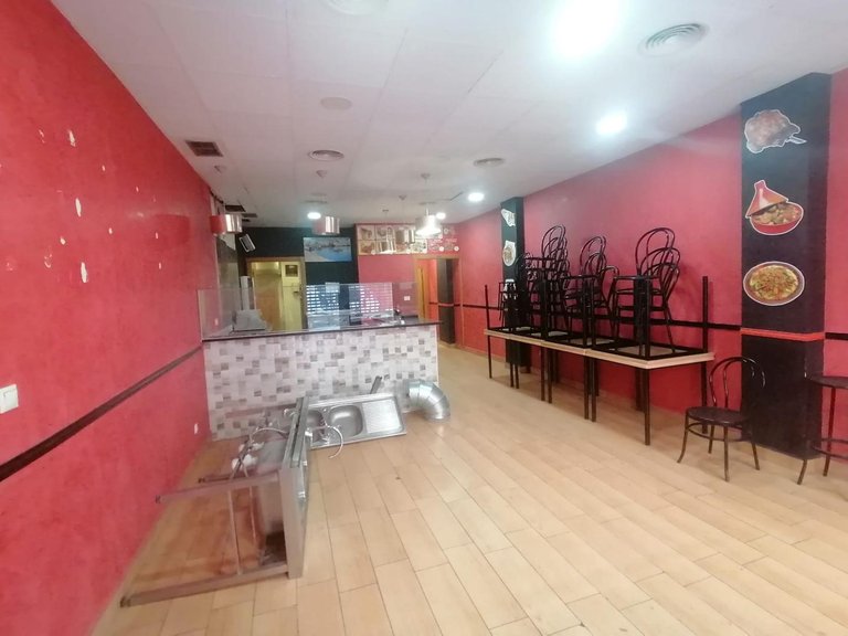 Commercial for Sale in Oliva, Valencia 1