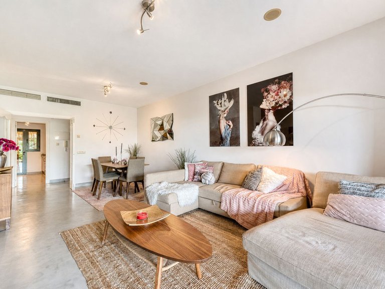 Apartment for Sale in Benahavis, Malaga 9