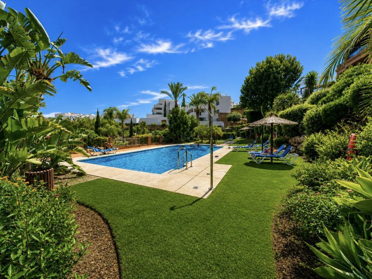 Apartment for Sale in Benahavis, Malaga 15
