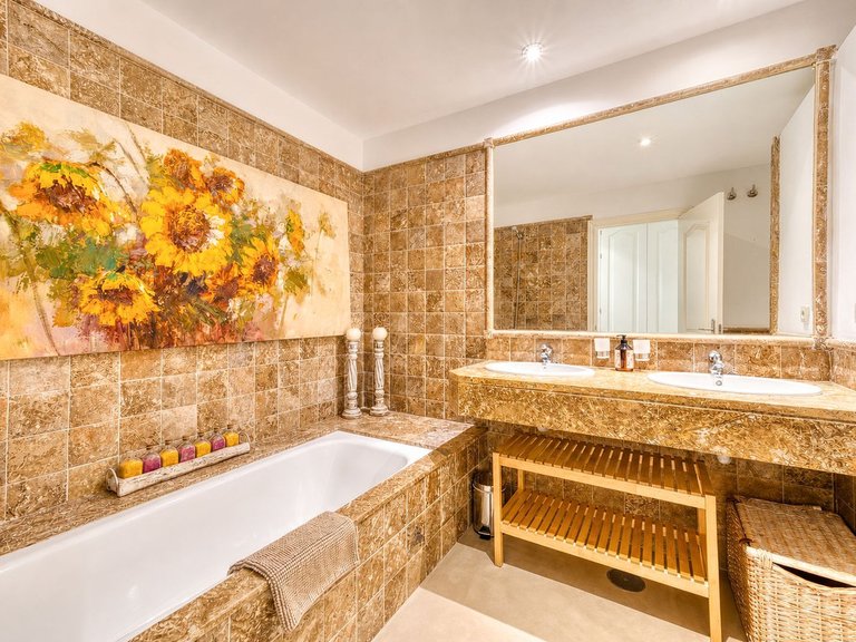 Apartment for Sale in Benahavis, Malaga 24