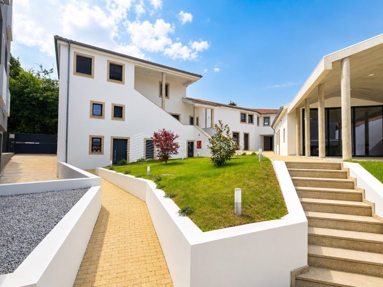 Apartment for Rent in Porto, Porto 1