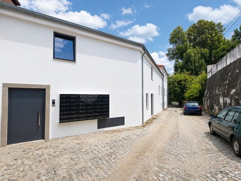 Apartment for Rent in Porto, Porto 19