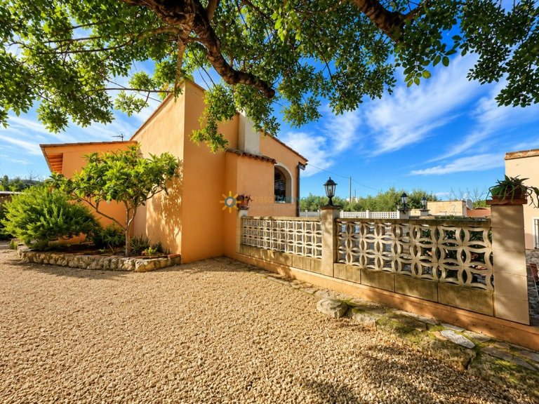 Villa for Sale in Ontinyent, Valencia 30