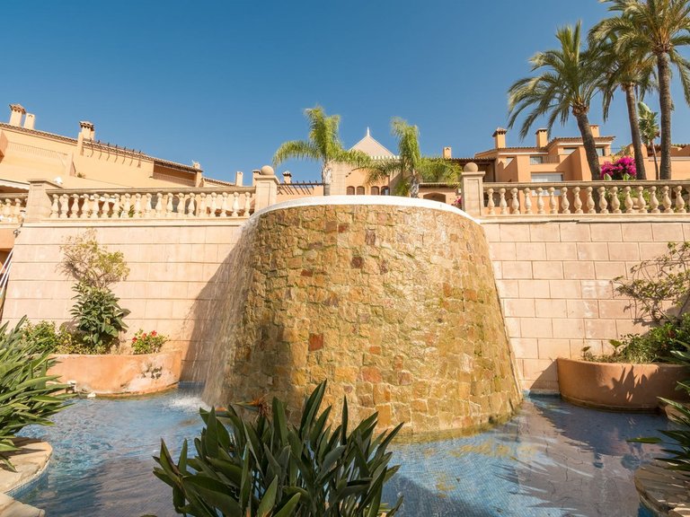 Apartment for Sale in Nueva Andalucia, Malaga 34