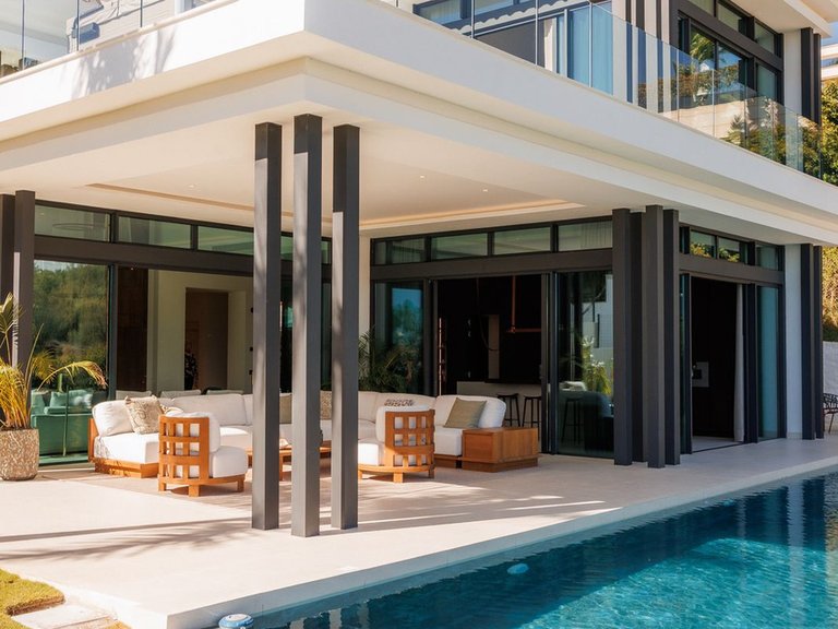 Villa for Sale in Marbella, Malaga 3