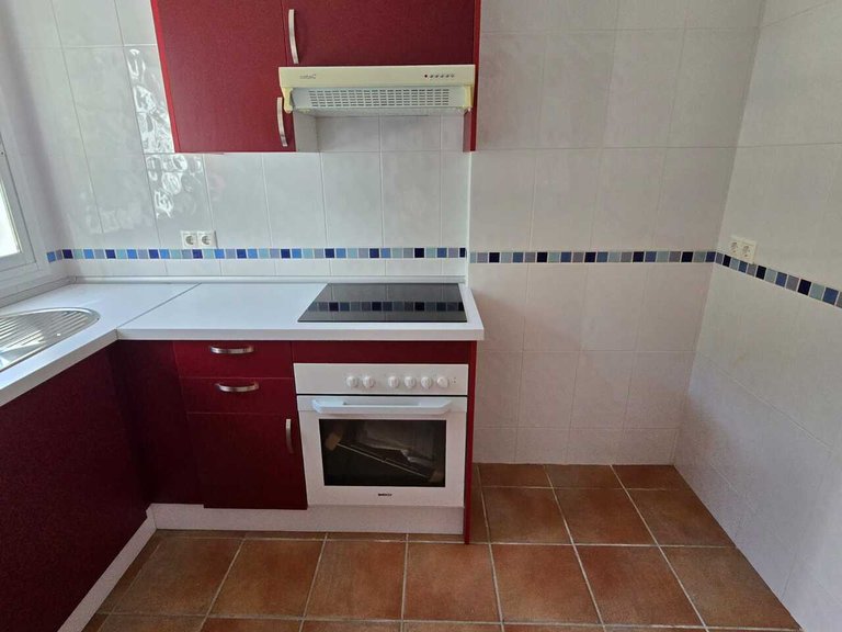 Town House for Sale in Alcaucin, Malaga 6