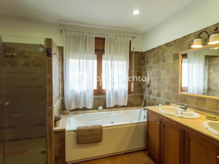 Villa for Sale in Blanes, Gerona 32