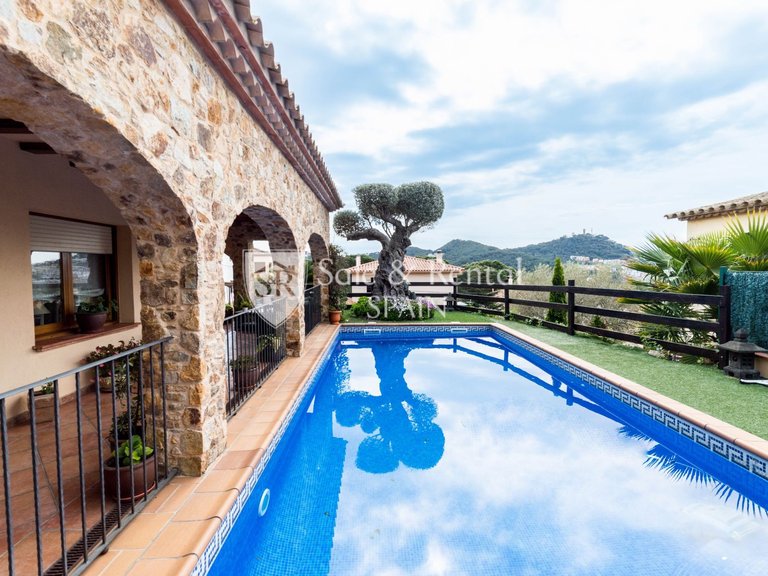 Villa for Sale in Blanes, Gerona 43