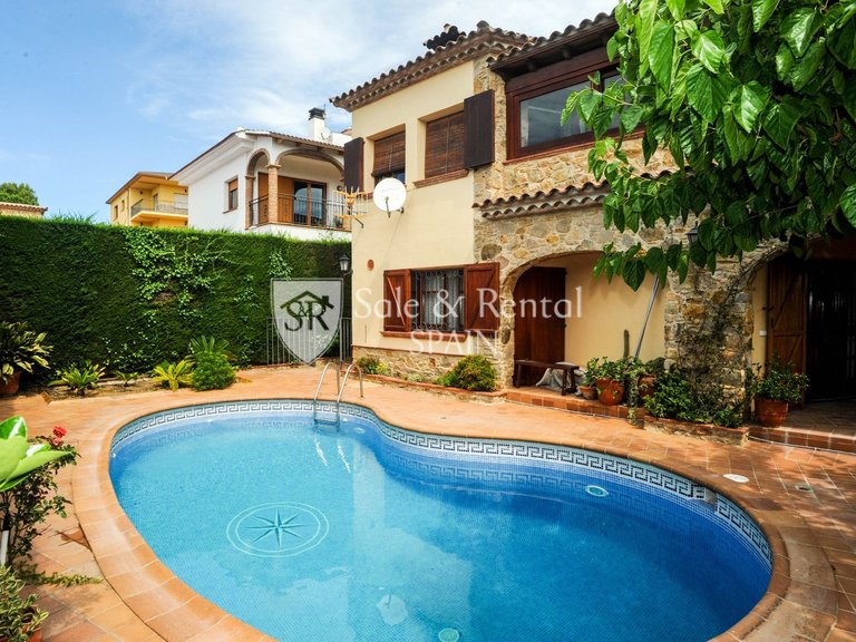 Villa for Sale in Blanes, Gerona 4