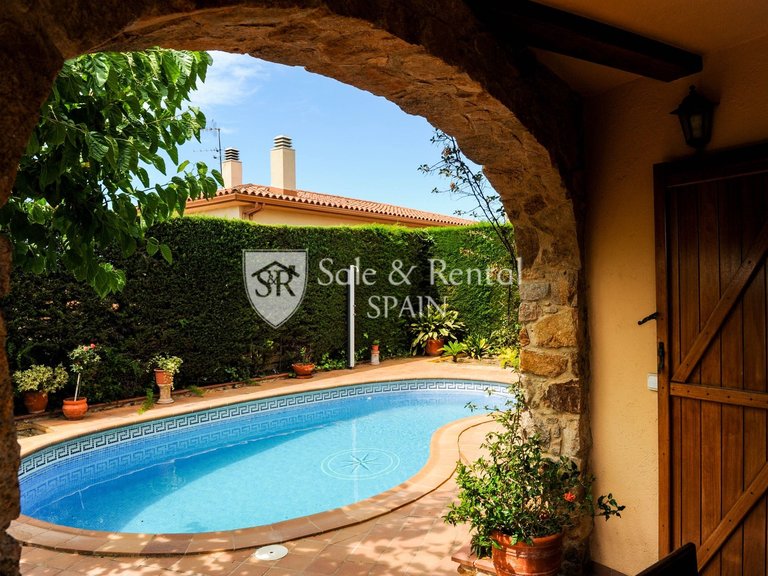 Villa for Sale in Blanes, Gerona 8