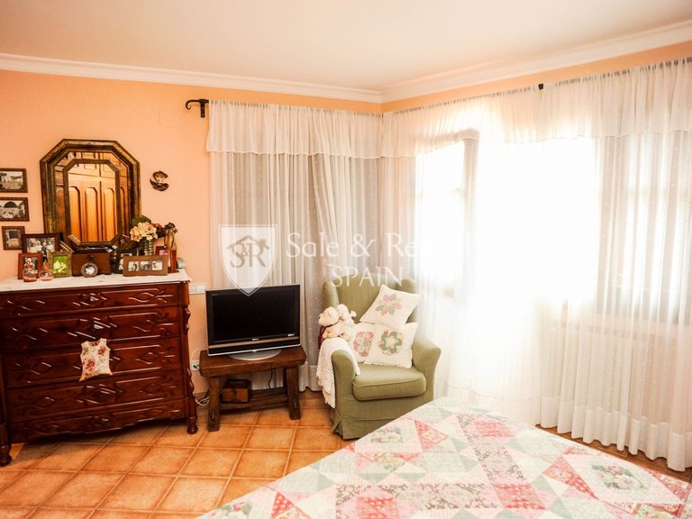 Villa for Sale in Blanes, Gerona 28