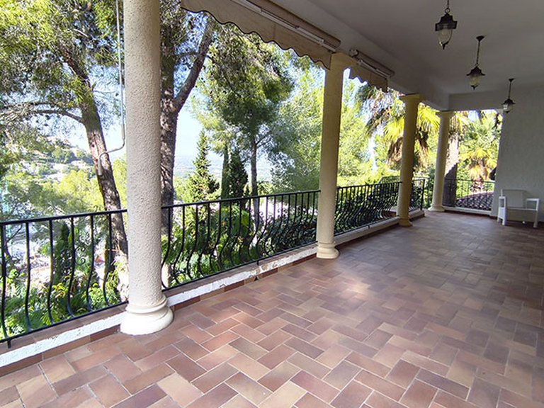 Villa for Sale in Inland La Sella Golf, Alicante 3