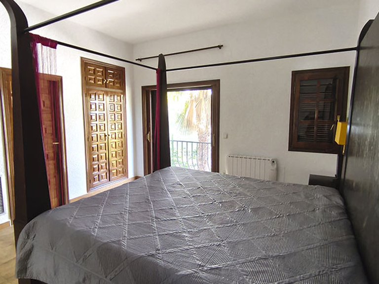 Villa for Sale in Inland La Sella Golf, Alicante 21