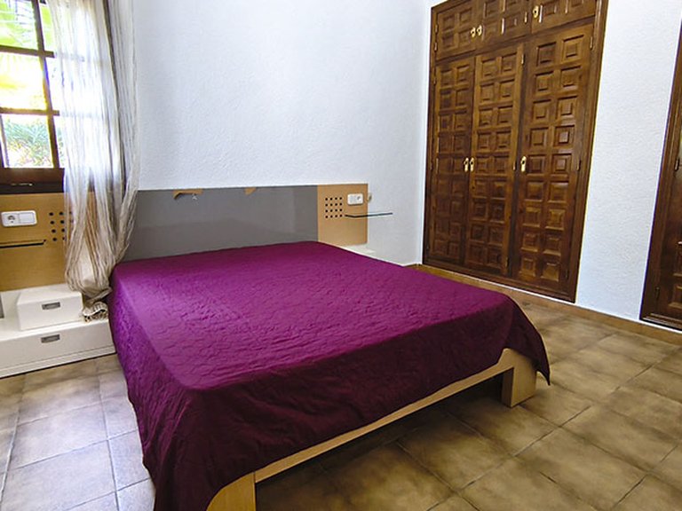 Villa for Sale in Inland La Sella Golf, Alicante 24
