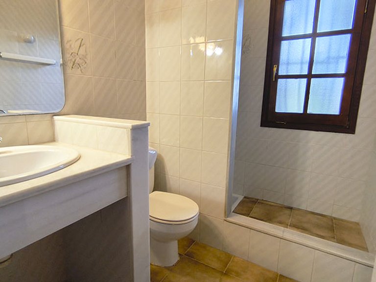 Villa for Sale in Inland La Sella Golf, Alicante 32