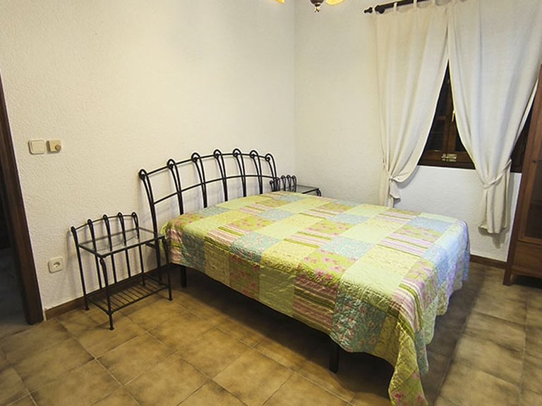 Villa for Sale in Inland La Sella Golf, Alicante 35
