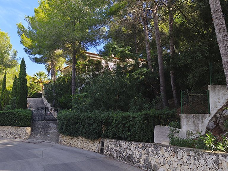 Villa for Sale in Inland La Sella Golf, Alicante 37