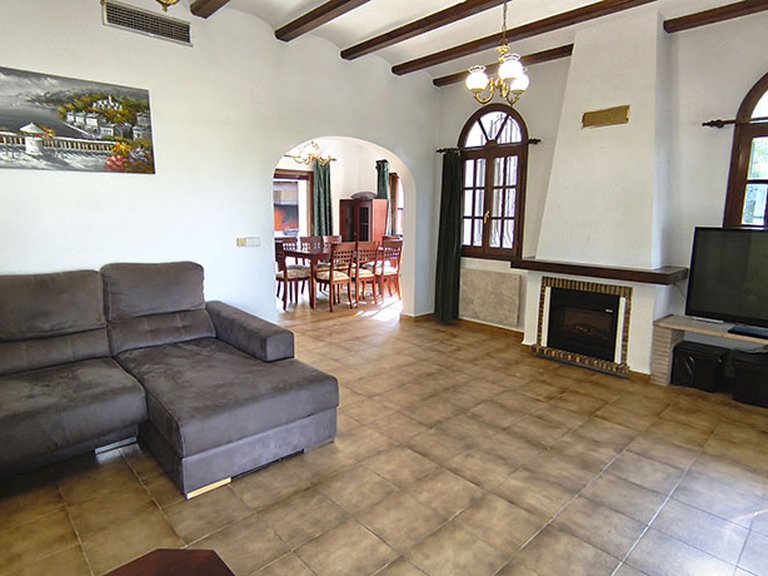 Villa for Sale in Inland La Sella Golf, Alicante 5
