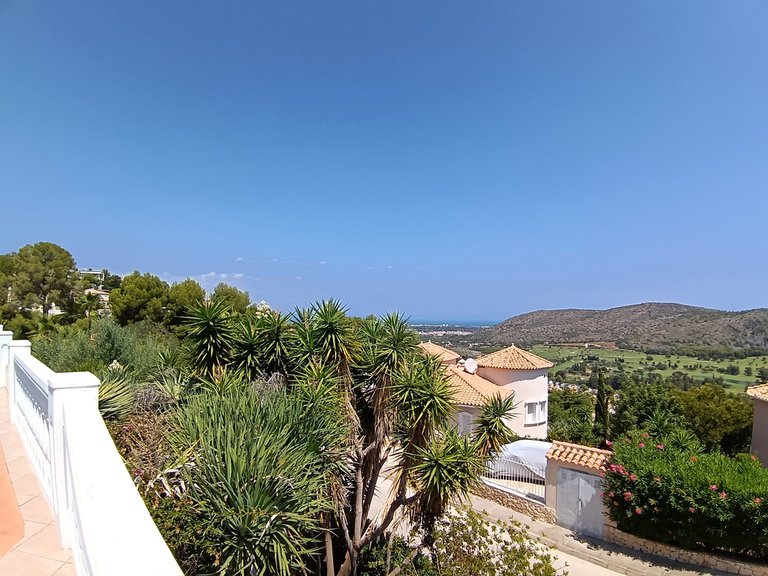 Villa for Sale in Inland La Sella Golf, Alicante 5