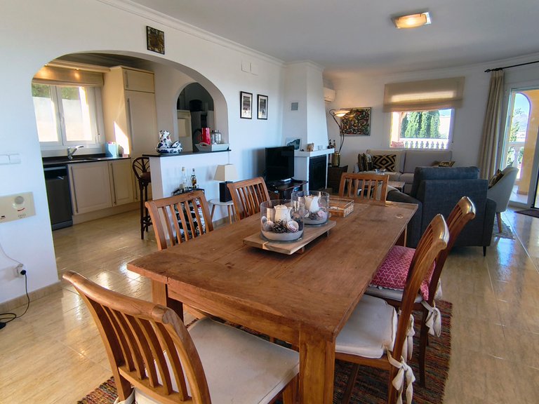 Villa for Sale in Inland La Sella Golf, Alicante 4
