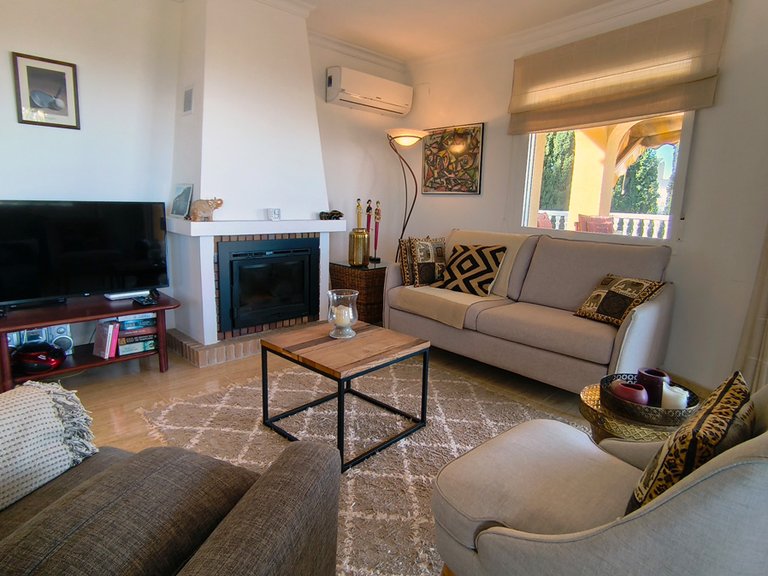 Villa for Sale in Inland La Sella Golf, Alicante 7