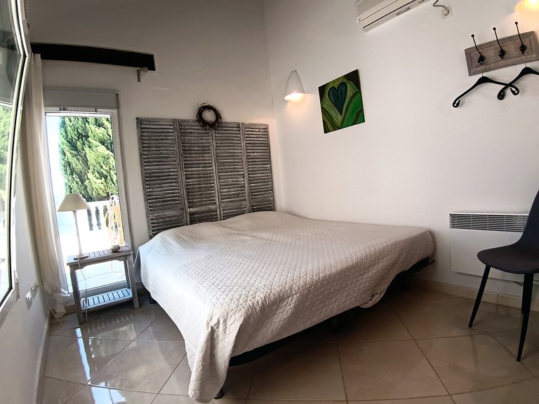 Villa for Sale in Inland La Sella Golf, Alicante 35