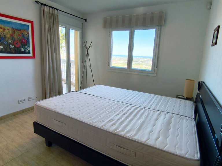 Villa for Sale in Inland La Sella Golf, Alicante 16