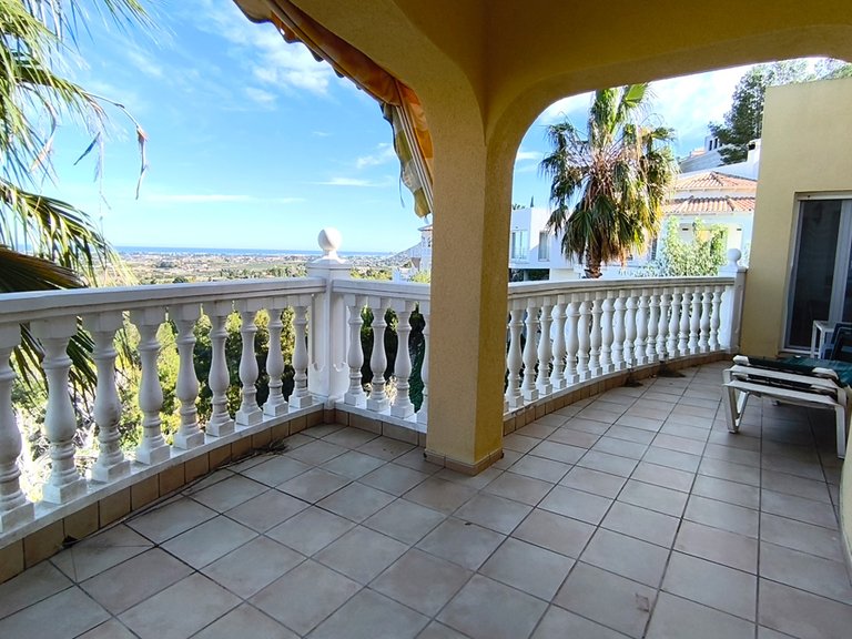 Villa for Sale in Inland La Sella Golf, Alicante 21