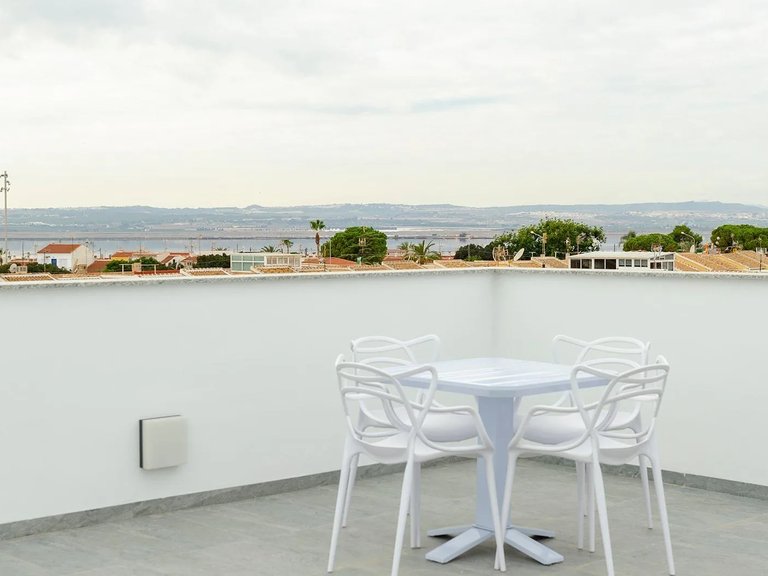 Villa for Sale in Torrevieja, Alicante 37