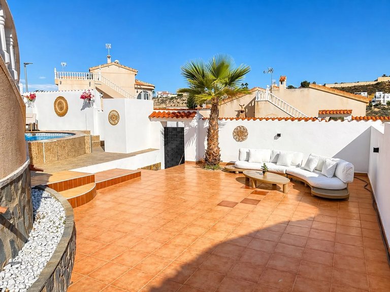 Villa for Sale in Ciudad Quesada - Rojales, Alicante 3
