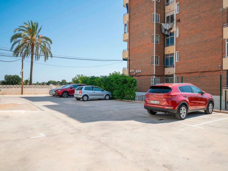 Apartment for Sale in Punta Prima, Alicante 35