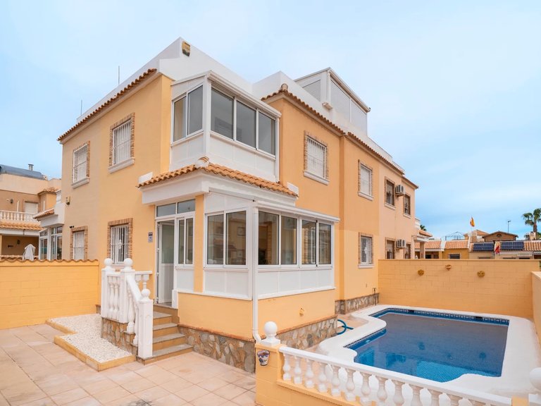 Town House for Sale in Ciudad Quesada - Rojales, Alicante 1