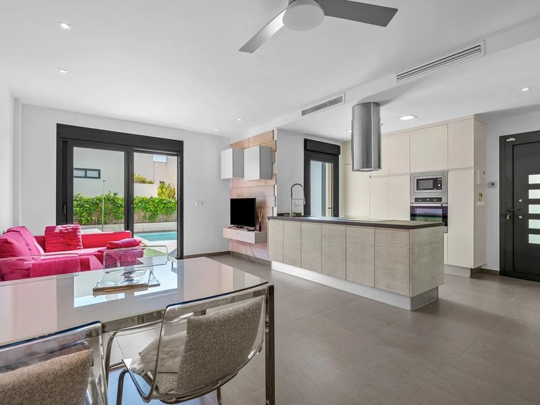 Villa for Sale in Ciudad Quesada - Rojales, Alicante 8