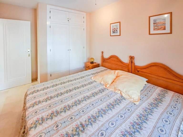 Town House for Sale in Villamartín, Alicante 7
