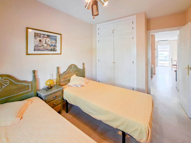 Town House for Sale in Villamartín, Alicante 9