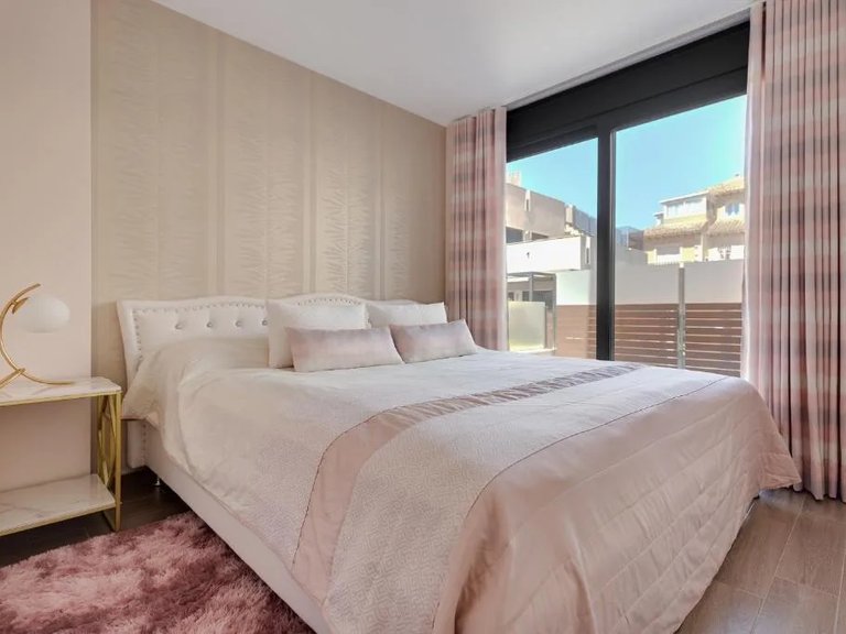 Villa for Sale in Torrevieja, Alicante 26