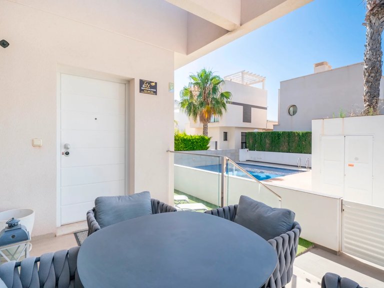 Villa for Sale in Ciudad Quesada - Rojales, Alicante 35
