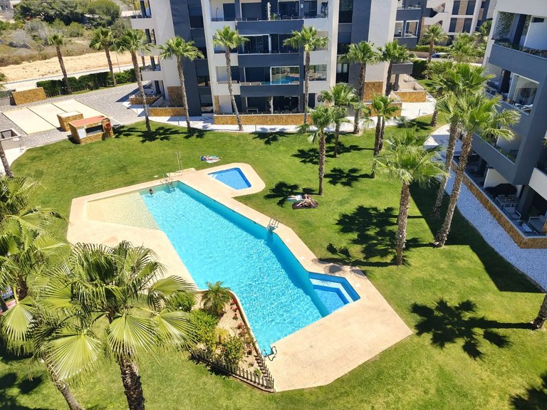 Apartment for Sale in Los Altos, Alicante 1