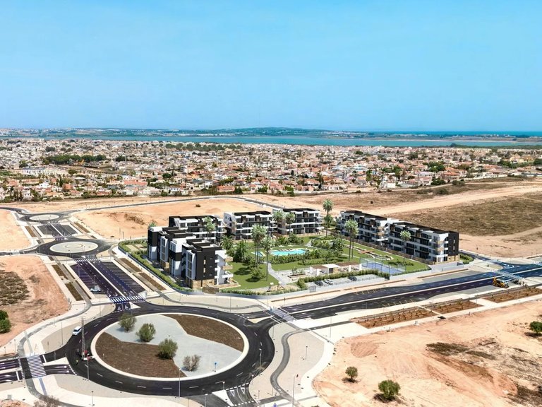 Apartment for Sale in Torrevieja, Alicante 6