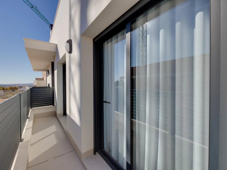 Villa for Sale in Torrevieja, Alicante 34