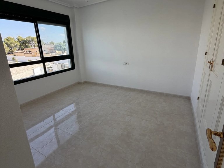 Apartment for Sale in Orihuela Costa, Alicante 13