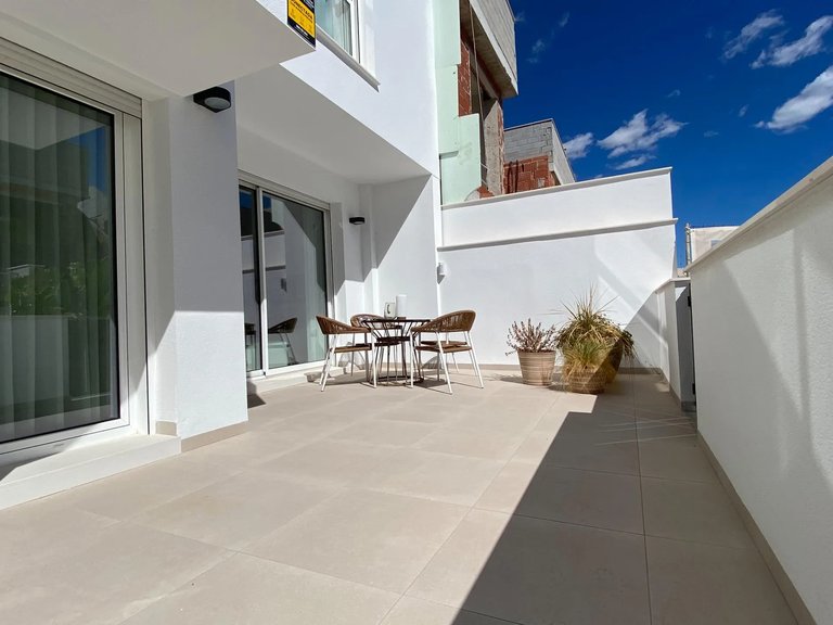Villa for Sale in Pilar De La Horadada, Alicante 3