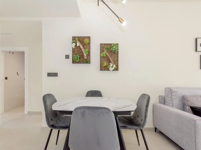 Villa for Sale in Torrevieja, Alicante 5