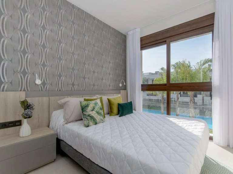 Villa for Sale in Torrevieja, Alicante 12
